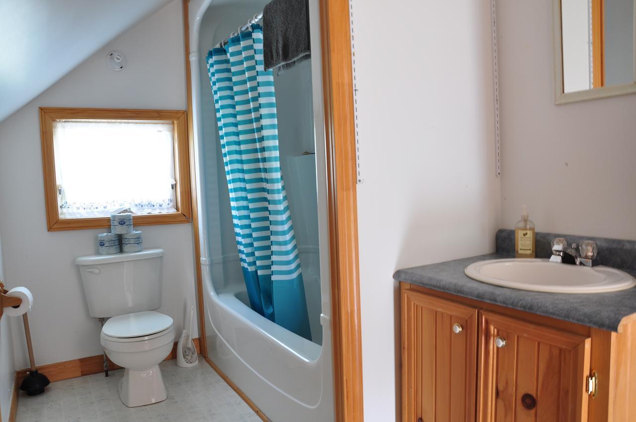 Breton Cove Farmhouse Guest House Indian Brook Ngoại thất bức ảnh